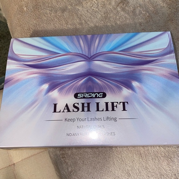 Lash Lift Kit with Pink Lotion - Picture 8 of 8